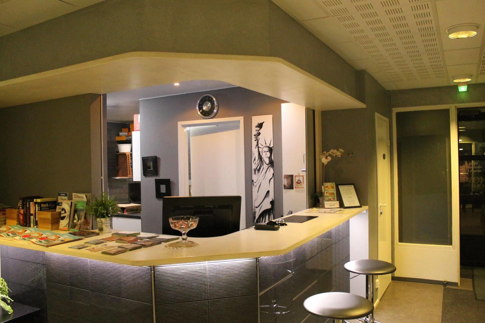 Hotel Cityhovi Raumo Exteriör bild